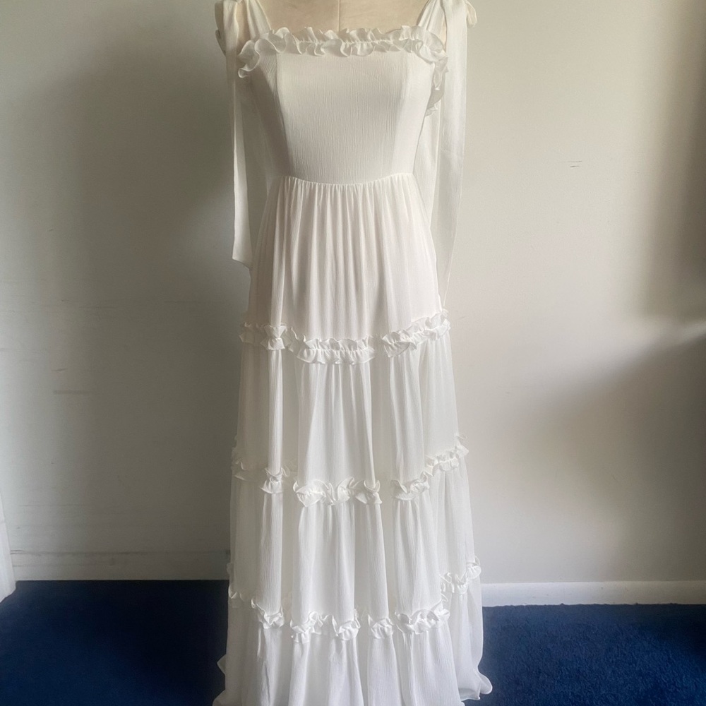 Elegant sleeveless white maxi dress. Bridal or elegant cocktail party dress.